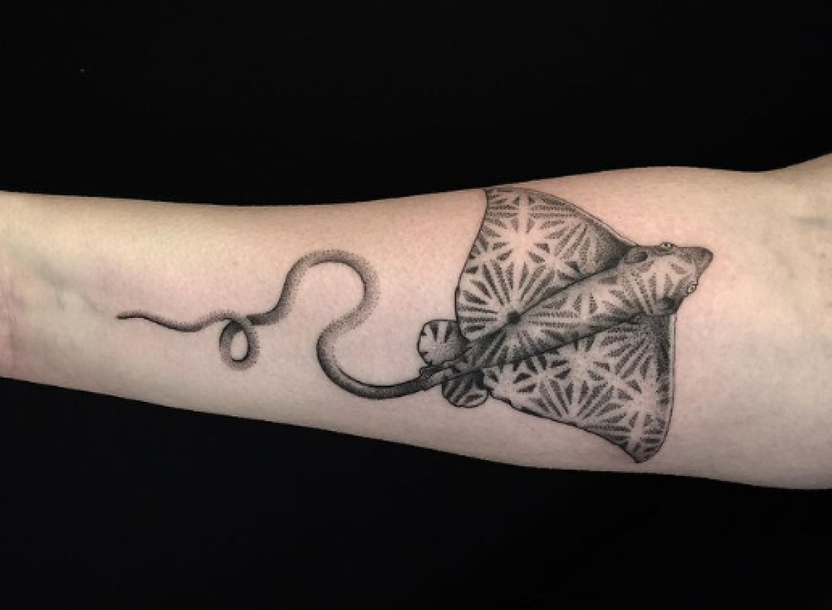 Manta Ray Stencil - 11 x 7.5 inch (L) - Reusable Maori Tribal Tattoo  Stingray Devil Fish Stencils