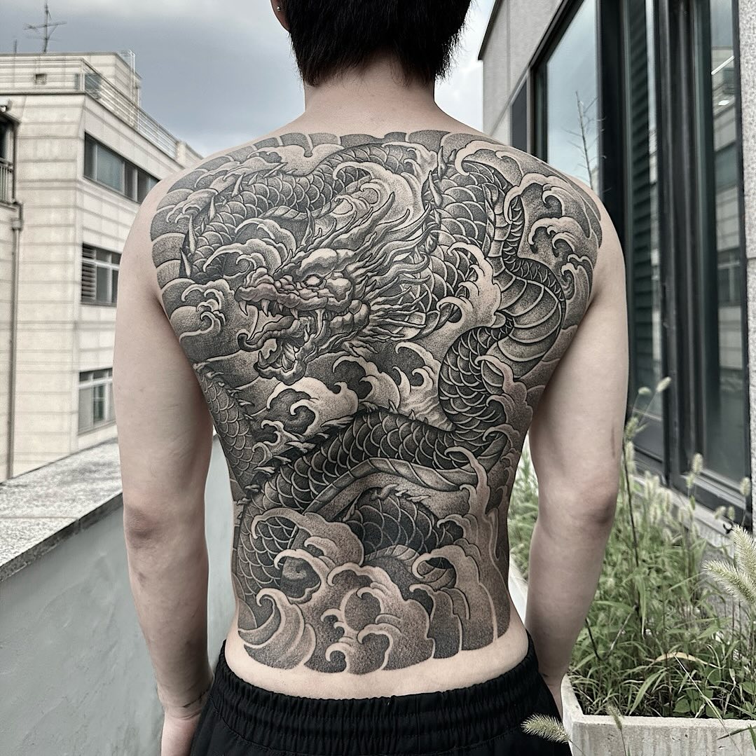 japanese full back tattoo by kubo