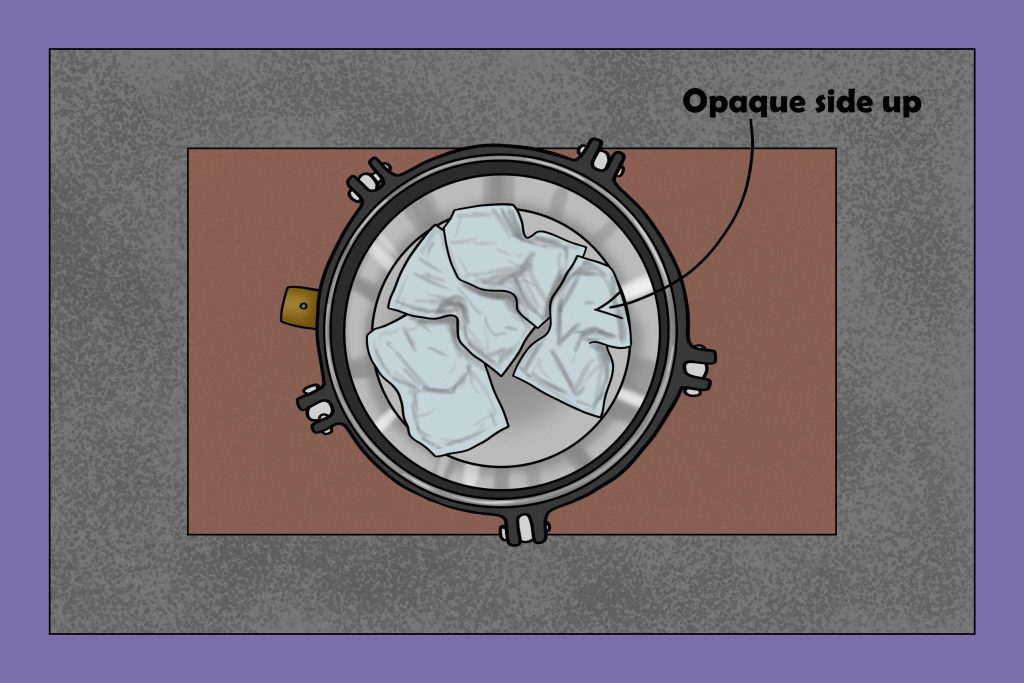 step-by-step guide on how to set up and use the autoclave for studio sterilization hygiene process step 3