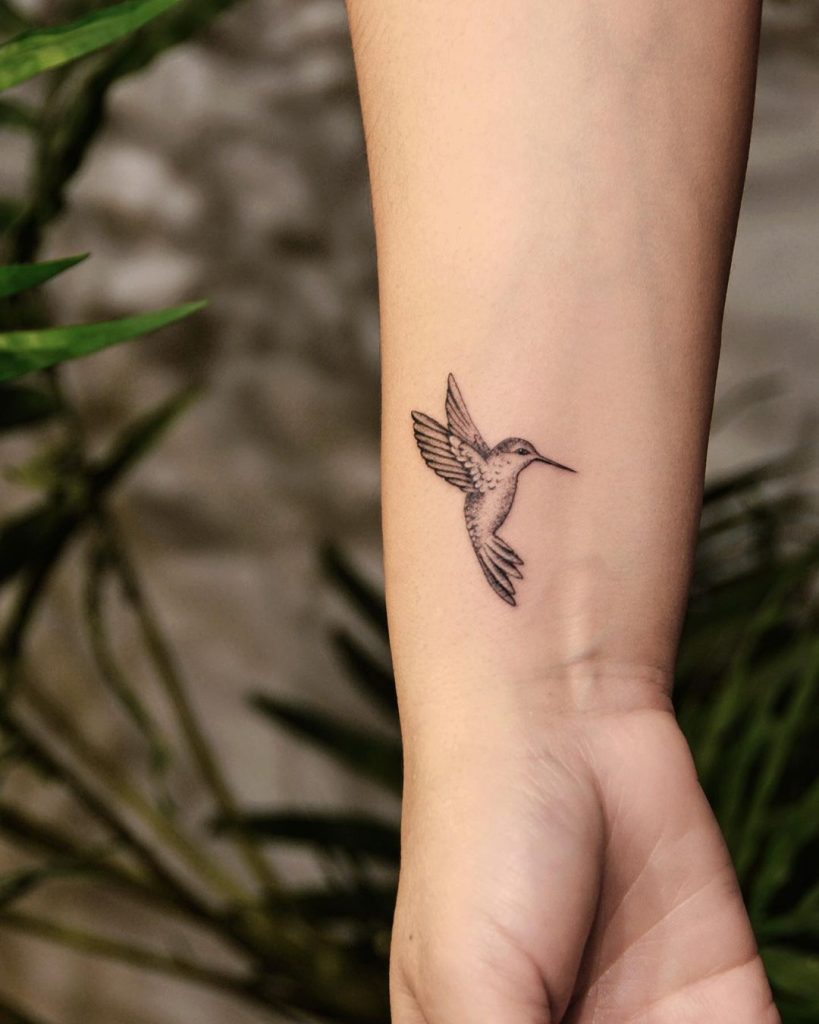 Small Delicate Dotwork Hummingbird Tattoo by Aylin Efendigil
